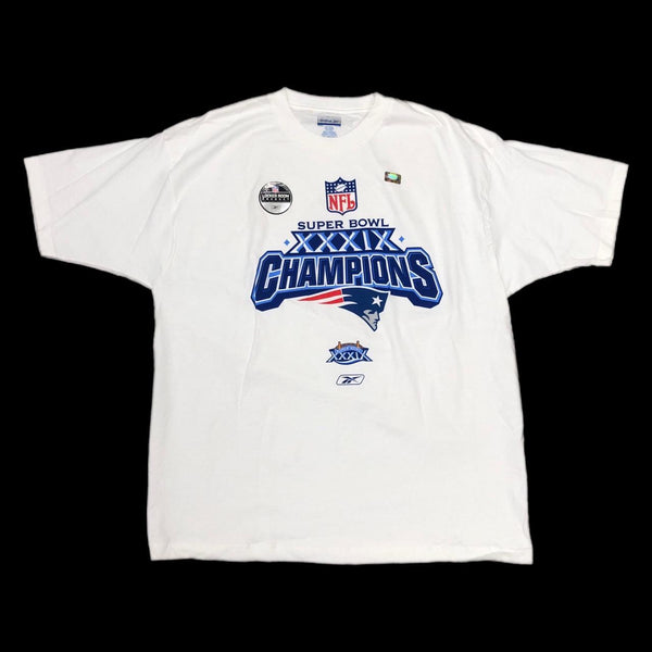 Deadstock NWOT NFL New England Patriots Super Bowl XXXIX Champions Reebok T-Shirt (XL)