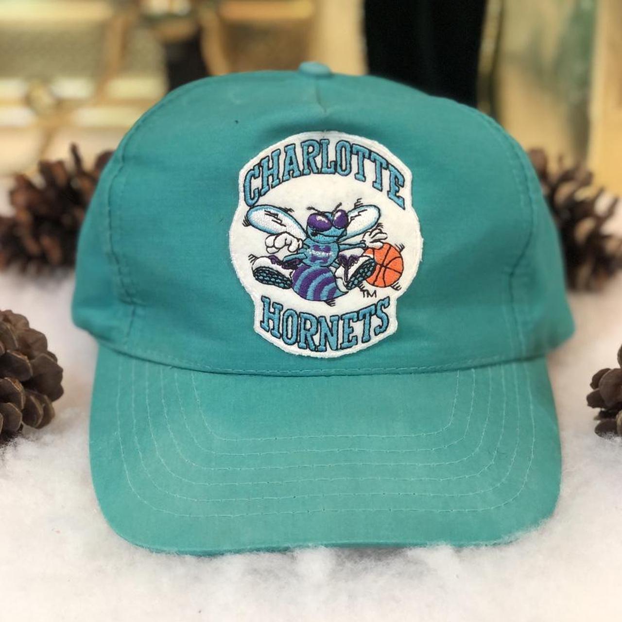 Vintage NBA Charlotte Hornets Universal Snapback Hat