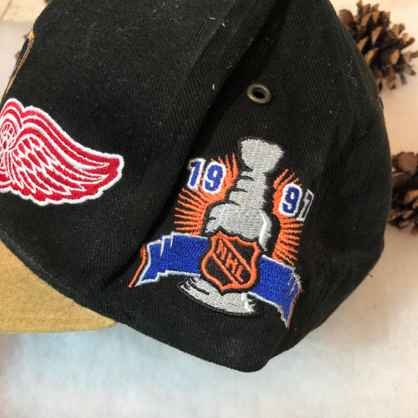 Vintage 1997 NHL Stanley Cup Champions Detroit Red Wings Starter Strapback Hat