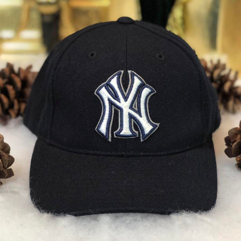 Vintage MLB New York Yankees Puma Wool Snapback Hat
