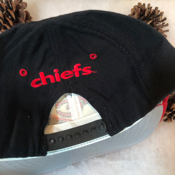 Vintage Deadstock NWOT NFL Kansas City Chiefs New Era Snapback Hat