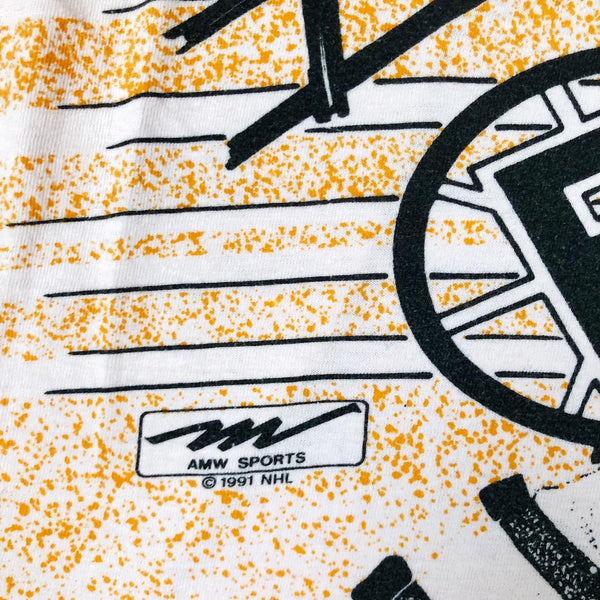 Vintage 1991 NHL Boston Bruins Magic Johnson T's All Over Print T-Shirt (XL)